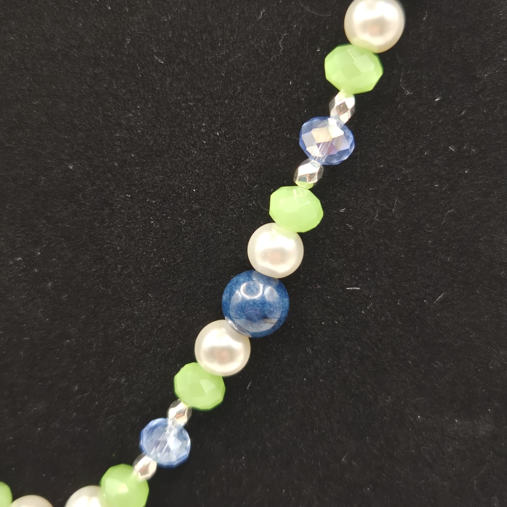 Green & Blue Beaded Necklace with Murano Glass Pendant And Jade Beads - Picture 3 of 4